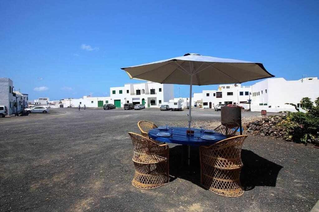 Casa Alejandra Con Terraza Y Barbacoa Villa El Golfo Exterior photo